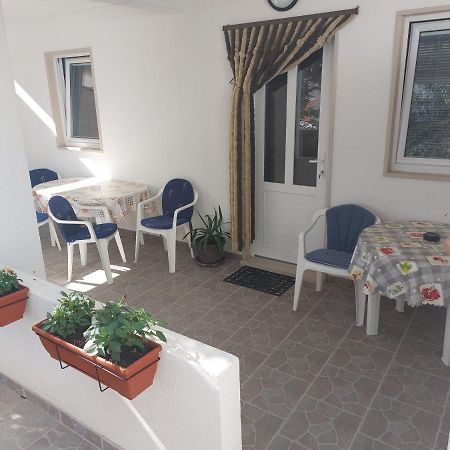 Apartments Slavica Bol Luaran gambar
