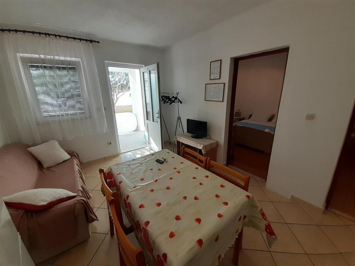Apartments Slavica Bol Luaran gambar