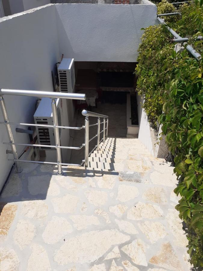 Apartments Slavica Bol Luaran gambar