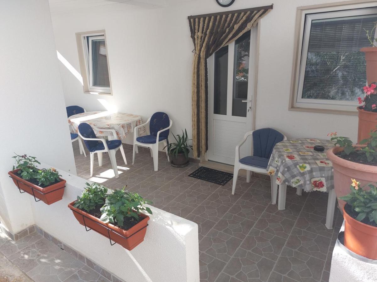 Apartments Slavica Bol Luaran gambar
