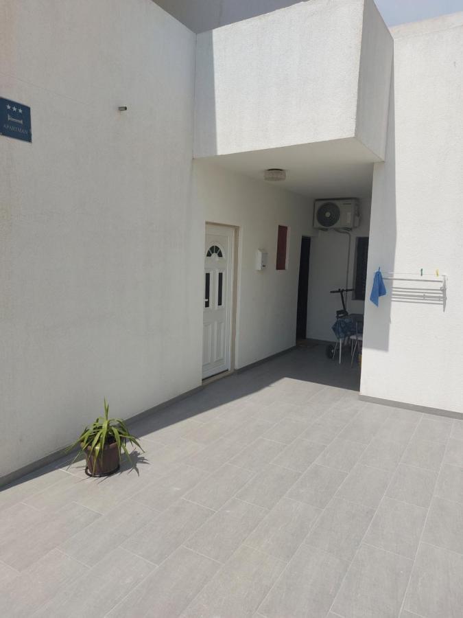 Apartments Slavica Bol Luaran gambar